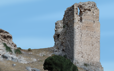 Trabajos de Levantamiento por combinación de sensores aéreos y terrestres de los restos del Castillo de Luna en la Puebla de Cazalla.